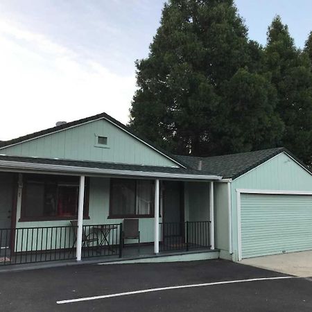 Lake Shasta Lodge Lakehead Екстериор снимка